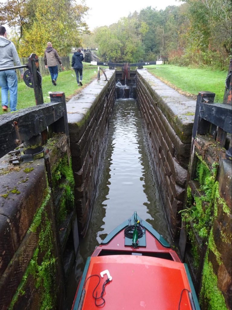 entering-canal-lock