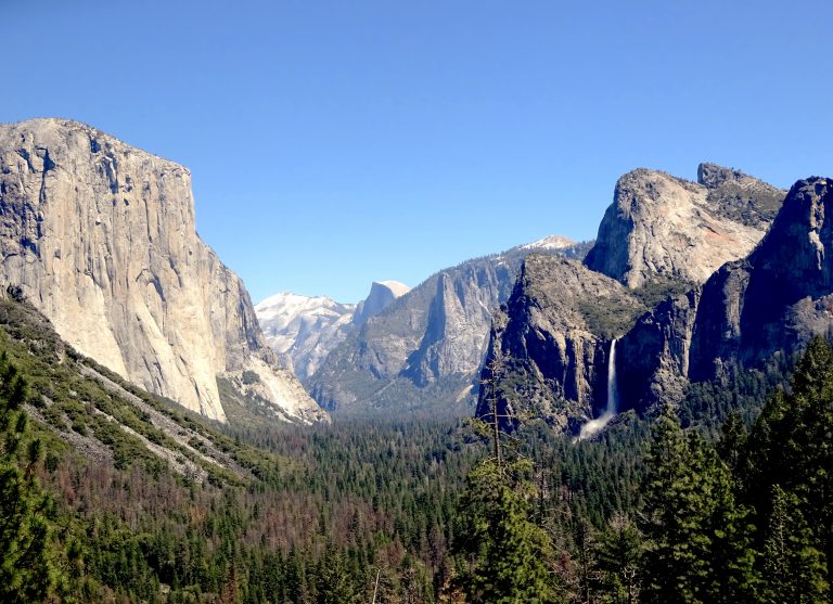 Tunnel View